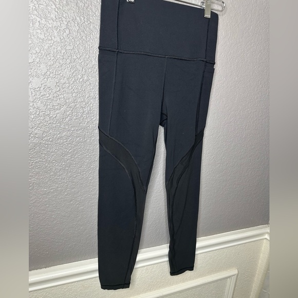 Athleta Salutation 7/8 Tight mesh black size XS - Picture 2 of 9